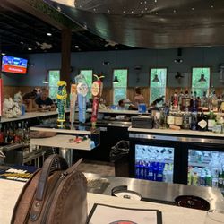 Outback Crab Shack - Sitting at the bar