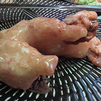 Folsom Palace - Honey walnut prawns. Look at how large that prawn is! - Asian Fusion Near Me - Citrus Heights, California Folsom Palace - Honey walnut prawns. Look at how large that prawn is! - Asian Fusion Near Me - Citrus Heights, California