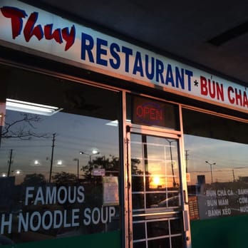 Thuy Shop - the front of the restaurant - Vietnamese Near Me - Toronto, Ontario Thuy Shop - the front of the restaurant - Vietnamese Near Me - Toronto, Ontario