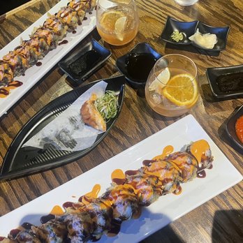 Seido Sushi - Las Vegas Roll Sake sangria Gyoza - Sushi Bars Near Me - Glendale, Arizona Seido Sushi - Las Vegas Roll Sake sangria Gyoza - Sushi Bars Near Me - Glendale, Arizona