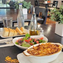 Fanah Cafe and Pastry
