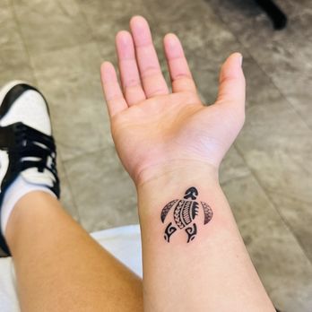 Black Palette Tattoo - Tattoo - Tattoo Near Me - Honolulu, Hawaii Black Palette Tattoo - Tattoo - Tattoo Near Me - Honolulu, Hawaii