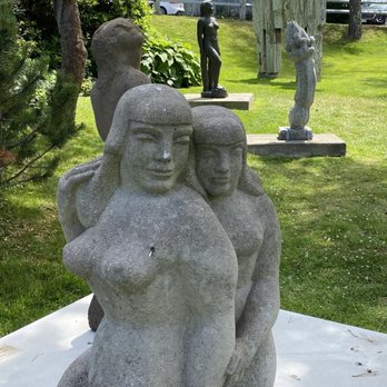 Ogunquit Museum of American Art - Garden sculpture s - Museums Near Me - Ogunquit, Maine