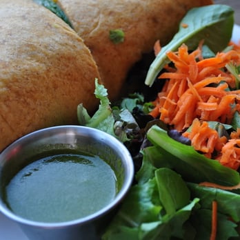 Fudenjuce - Green Salad with Pesto Vinaigrette - GAH, so good! - Vegetarian Near Me - Nevada City, California