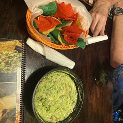 Plaza Mexico Restaurant Bar and Grill - Instant Make Fresh Guacamole