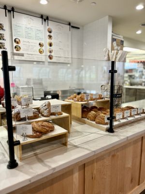 Mi-Sant Kitchen & Bakery by null