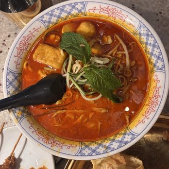 Laut - Curry Laksa - Thai Near Me - New York, New York Laut - Curry Laksa - Thai Near Me - New York, New York