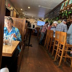 O'Rorke's Eatery & Spirits - Irish pub feel