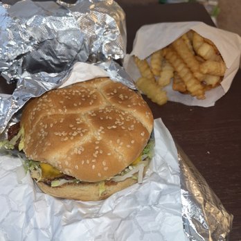 Brauts & Hots - Bacon cheeseburger and fries - Food Stands Near Me - El Paso, Texas