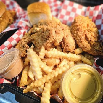 Drip'n Chik'n - Chicken Tendy Basket - Fast Food Near Me - Grants Pass, Oregon