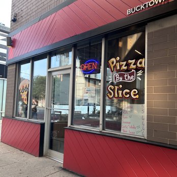 Bucktown Pizza - Pizza Near Me - Chicago, Illinois Bucktown Pizza - Pizza Near Me - Chicago, Illinois