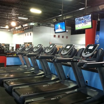 Crunch Fitness - Paramus - Gyms Near Me - Paramus, New Jersey Crunch Fitness - Paramus - Gyms Near Me - Paramus, New Jersey