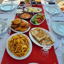 Su Yachts - Breakfast on board