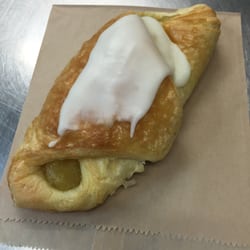 Lucky Bakery - Apple Danish Pastry