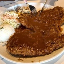 Here's a photo from another tonkatsu specialty restaurant. The tonkatsu is crispy and really delicious Here's a photo from another tonkatsu specialty restaurant. The tonkatsu is crispy and really delicious