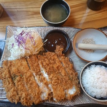 Katsuya - Generous portion! Pork Katsu with cheese. The sauce plate is the size of a nestle 500ml water bottle bottom. - Japanese Near Me - Toronto, Ontario Katsuya - Generous portion! Pork Katsu with cheese. The sauce plate is the size of a nestle 500ml water bottle bottom. - Japanese Near Me - Toronto, Ontario