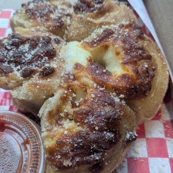 Pizzeria Davide - Pizza roses - Pizza Near Me - Pittsburgh, Pennsylvania Pizzeria Davide - Pizza roses - Pizza Near Me - Pittsburgh, Pennsylvania