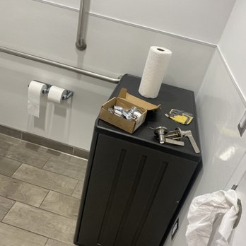 Insomnia Cookies - Bathroom with the missing door handle. - Desserts Near Me - Greenville, South Carolina Insomnia Cookies - Bathroom with the missing door handle. - Desserts Near Me - Greenville, South Carolina