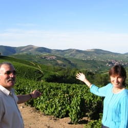 Domaine de la Merlette - Viticulteur du Beaujolais, Marie claire et rene TACHON, domaine de la Merlette