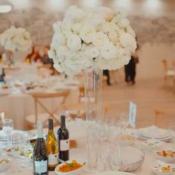 Zeytuna - Zeytuna ambiance -- beautifully decorated space with elegant details and a warm, inviting atmosphere.