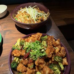 Vegetarian Lo Mein General Tso's Chicken Vegetarian Lo Mein General Tso's Chicken