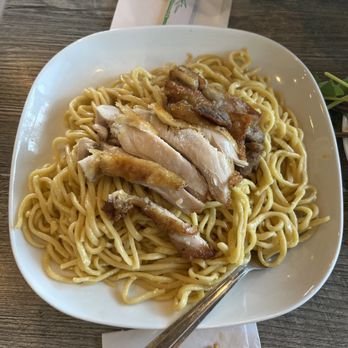 Oasis Vietnamese Cuisine - GG. Garlic Noodles Specialty Entree - Vietnamese Near Me - Pacifica, California Oasis Vietnamese Cuisine - GG. Garlic Noodles Specialty Entree - Vietnamese Near Me - Pacifica, California