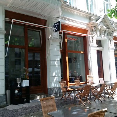 B10 Restaurant, Wine & Gin Bar by null