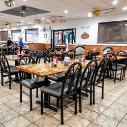 Flap Jack Pancake House - Seating Area at Flapjacks Plainfield