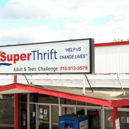 Exterior photo of Muskogee Super Thrift - Muskogee, Oklahoma Exterior photo of Muskogee Super Thrift - Muskogee, Oklahoma