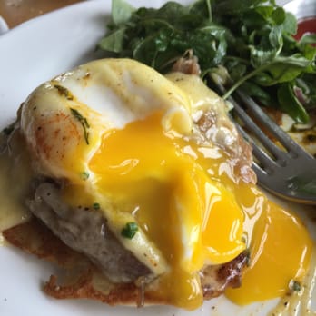 5 Corners Kitchen - Eggs Benedict with duck confit - French Near Me - Marblehead, Massachusetts 5 Corners Kitchen - Eggs Benedict with duck confit - French Near Me - Marblehead, Massachusetts