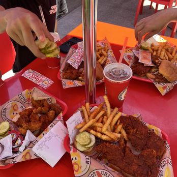 Dave's Hot Chicken - Chicken Shop Near Me - Vancouver, Washington Dave's Hot Chicken - Chicken Shop Near Me - Vancouver, Washington