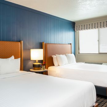 Outbound Mammoth - Room - Hotels Near Me - Mammoth Lakes, California