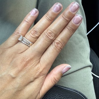 Luxury Spa & Salon - Cat eye 7 with silver glitter French tips - Hair Salons Near Me - Salinas, California Luxury Spa & Salon - Cat eye 7 with silver glitter French tips - Hair Salons Near Me - Salinas, California