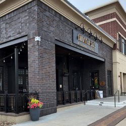 Magee's Irish Pub & Eatery