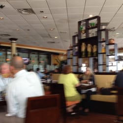 El Sombrero Mexican Cuisine - Our friend Hector opened a new restaurant !! Leslee Brimer and I decided to try it!!
