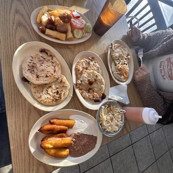 Las Pupusas - Yucca and Chicharrones, plantain with salvadorean sour cream and beans , revuelta pupusas and cheese and spinach pupusas - Mexican Near Me - Las Vegas, Nevada Las Pupusas - Yucca and Chicharrones, plantain with salvadorean sour cream and beans , revuelta pupusas and cheese and spinach pupusas - Mexican Near Me - Las Vegas, Nevada