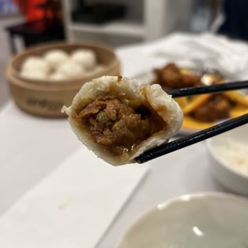 Linglong Soup Dumplings - Pork Soup Dumplings-Bun Style - Dim Sum Near Me - Fountain Valley, California