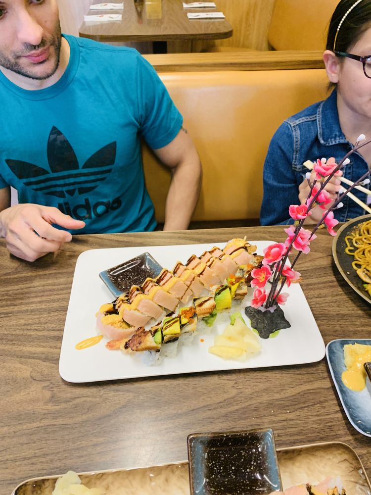 Ichiban Japanese Grill Ramen & Sushi Logo