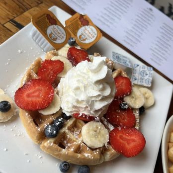 Runway Cafe - Waffles with whipped cream and fruit - Coffee & Tea Near Me - Lumberton, New Jersey