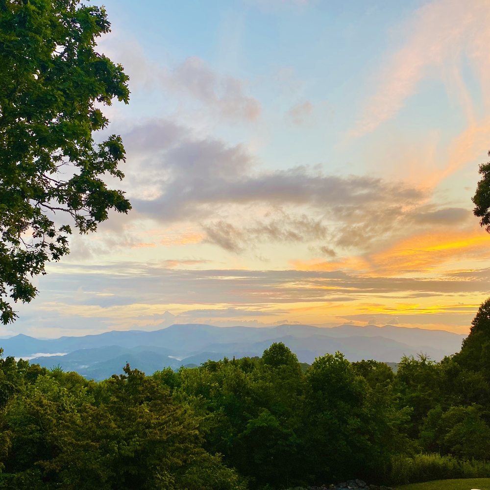 Fire Mountain Resort & Spa - One of the beautiful sunsets as seen from the Inn's view deck - Vacation Rentals Near Me - Highlands, North Carolina Fire Mountain Resort & Spa - One of the beautiful sunsets as seen from the Inn's view deck - Vacation Rentals Near Me - Highlands, North Carolina