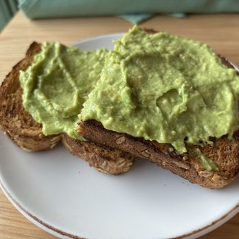 Wind & Waves Grill - Avocado toast - Cocktail Bars Near Me - Vero Beach, Florida
