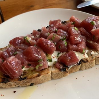 The Rose - Tuna Tartare (Garlic, Chives, Shallot, Lemon Aioli, Aleppo Pepper, Grilled Secret Sister Sourdough, $18)- 3.5/5 stars - Wine Bars Near Me - San Diego, California