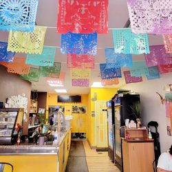 Irma’s Cafe - Interior (07/20/23). @Irmas_Cafe #JerseyCity #JerseyCityHeights #SalvadoranFood