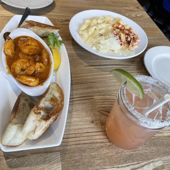 Side Street Cafe - Banging Shrimp, Lobster mac n cheese - American Near Me - Bar Harbor, Maine