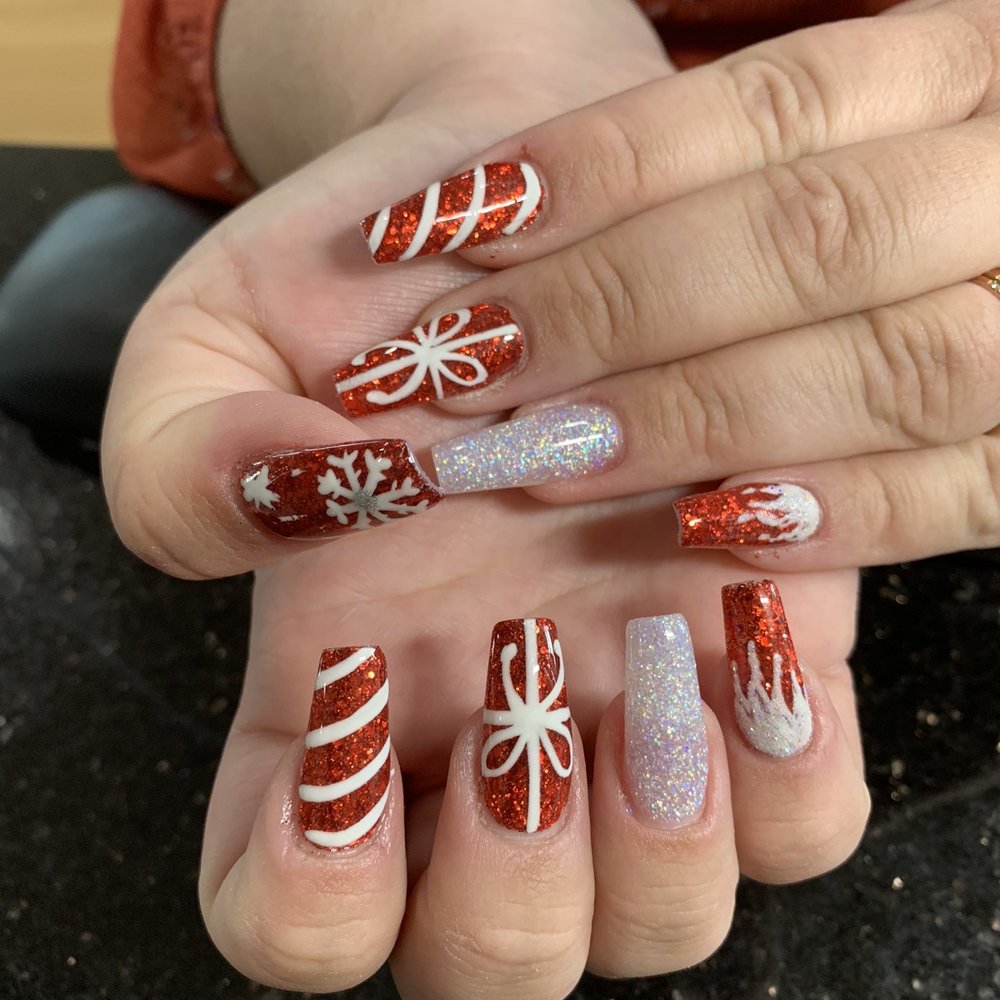Windsor Nails Spa - Nina did amazing on the holiday nails! - Nail Salons Near Me - Windsor, California Windsor Nails Spa - Nina did amazing on the holiday nails! - Nail Salons Near Me - Windsor, California