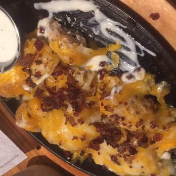 Chili's - Chilliessssssssss loaded boneless wings - Tex-Mex Near Me - Austin, Texas