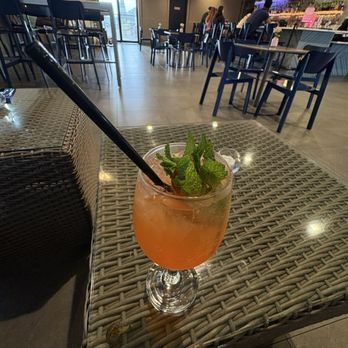 Gracie's: A Rooftop Bar - Cocktail Bars Near Me - Warner Robins, Georgia
