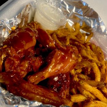 JuswingIt - Our Signature Sauce.. (created by our son)
Toone Flavored - Chicken Wings Near Me - Houston, Texas JuswingIt - Our Signature Sauce.. (created by our son)
Toone Flavored - Chicken Wings Near Me - Houston, Texas