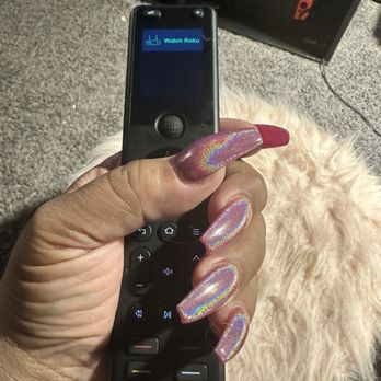 Hollywood Nails - As big as my hands are and I'm usually self conscious about them but they always reassure me. And with their work I don't mind my hands! - Nail Salons Near Me - Hemet, California