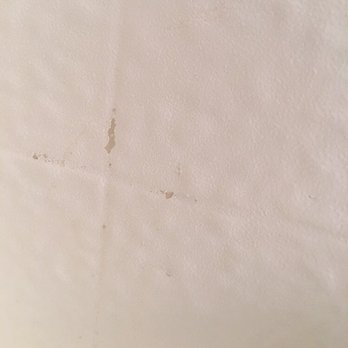thenewlookinreglazing.com - More flaking on wall of shower enclosure - Refinishing Services Near Me thenewlookinreglazing.com - More flaking on wall of shower enclosure - Refinishing Services Near Me